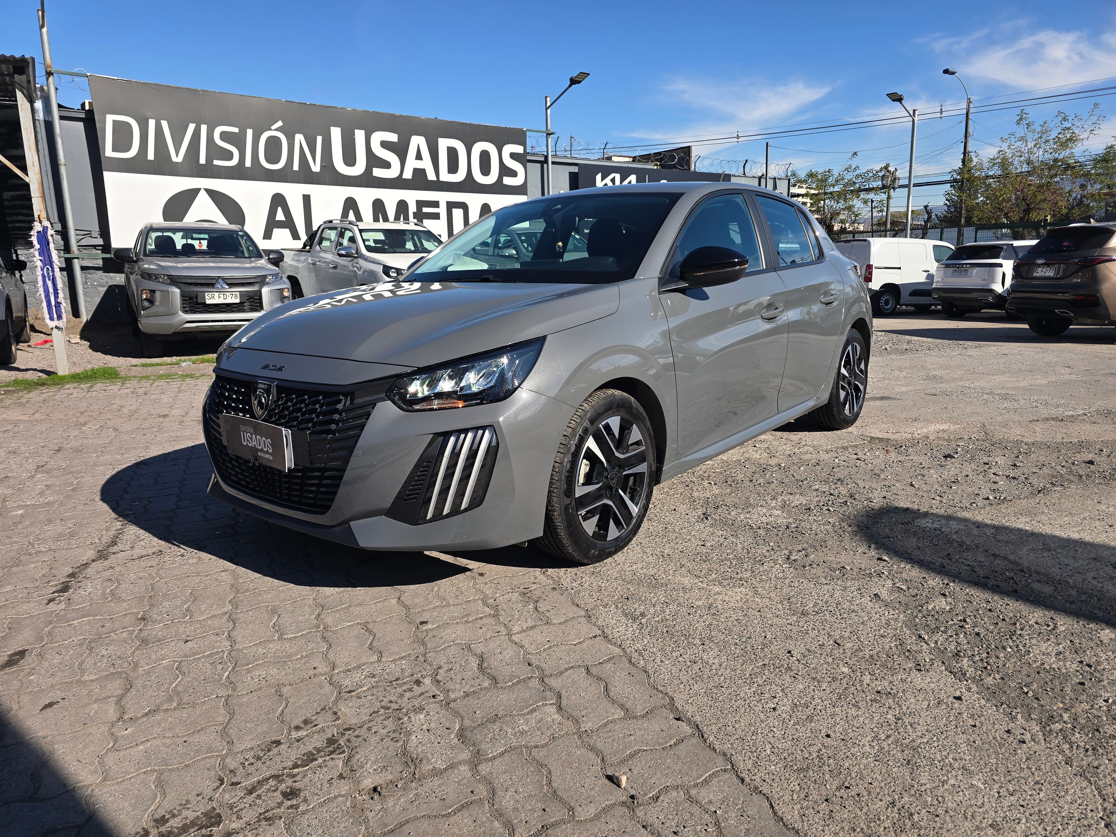 PEUGEOT 208 PURETECH 4X2 1.2